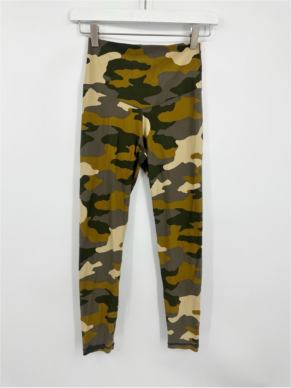 Aerie Camouflage Real Me Leggings Size Medium Gym Training Workout